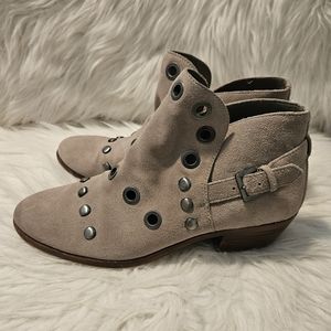 Sam Edelman Pedra Ankle Bootie